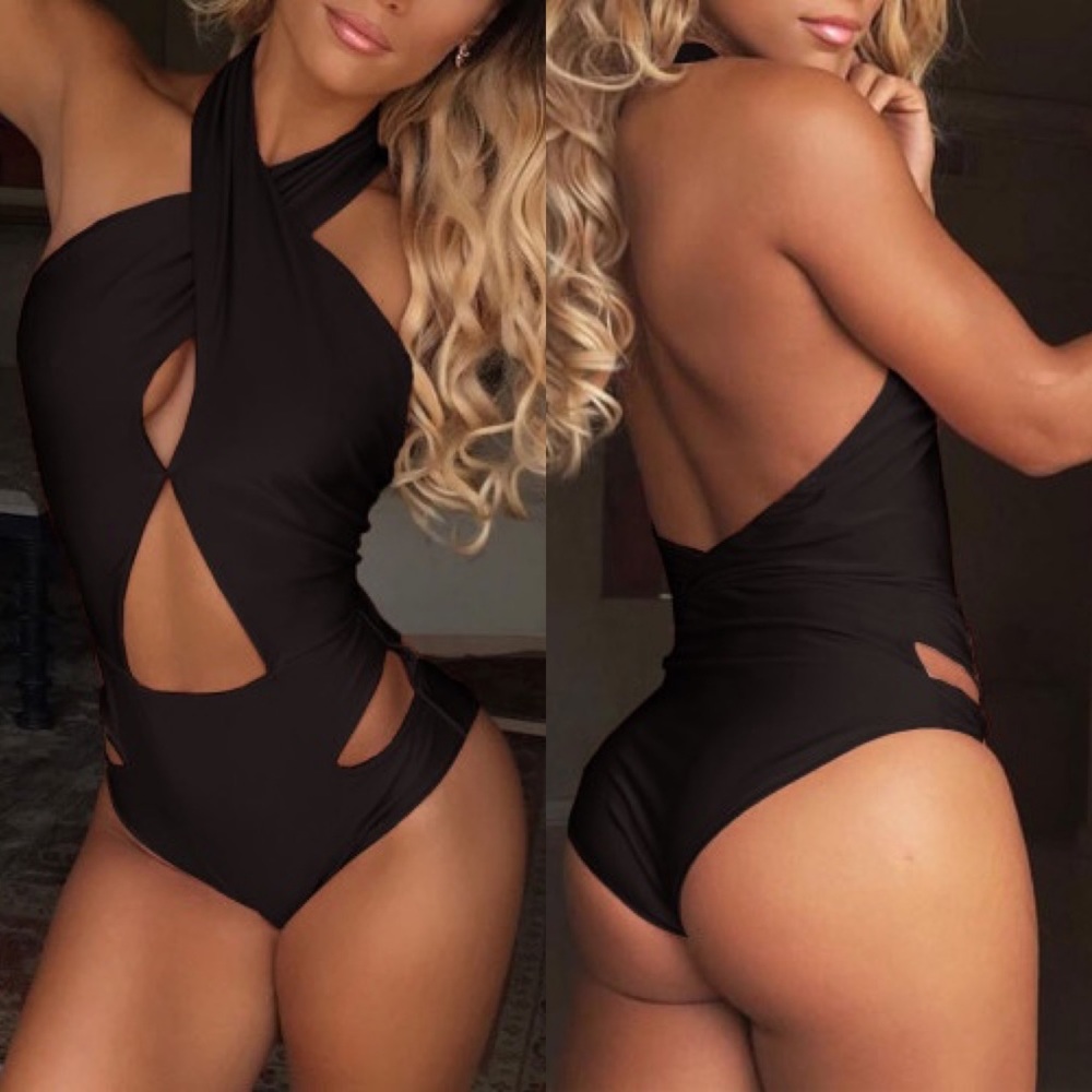 🌟Black, Sexy Cut Out One Piece Swimsuit Sz S